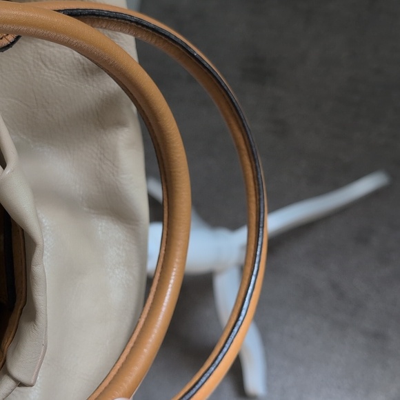 Vintage MCM Cream Leather Two Way Crossbody Bag - Picture 10 of 12